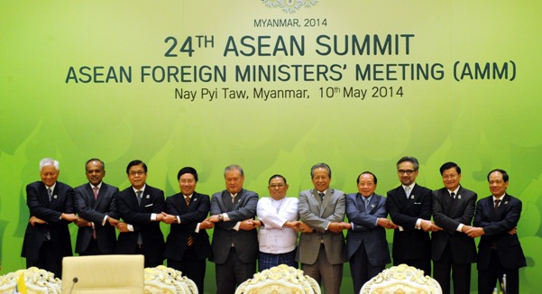 Ngoại trưởng ASEAN ra tuyên bố riêng về tình hình Biển Đông ảnh 1